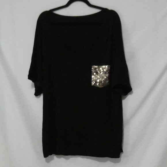 Unbranded | P2P 24 inches | Black U-Neck Top With Sequined Pocket - Picture 1 of 13